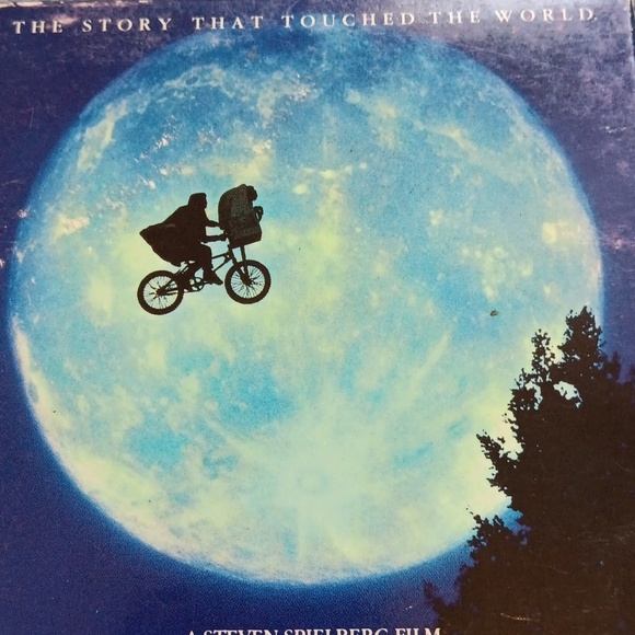 1982 ET VHS Tape, Classic 80s Movie On Video Cassette, Extraterrestrial - Picture 5 of 9